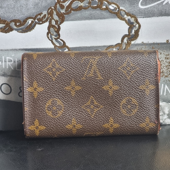 LV Monogram Tressor wallet - Picture 2 of 12